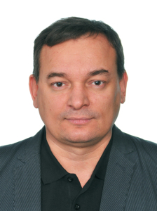 Председатель профсоюзной организации Олег Николаевич Захаров